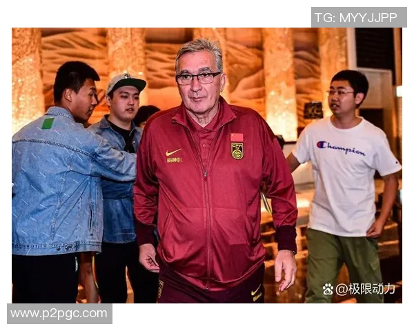 2025年中国足球明星排名揭晓:谁是当红国足新星,谁在崛起? 2025年中国足球明星排名揭晓:谁是当红国足新星,谁在崛起?