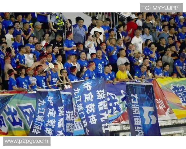 走近绿茵巨星畅谈足球人生与赛场背后的故事