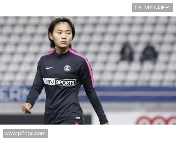 足球巨星生日庆典特别视频见证传奇成长与荣耀时刻